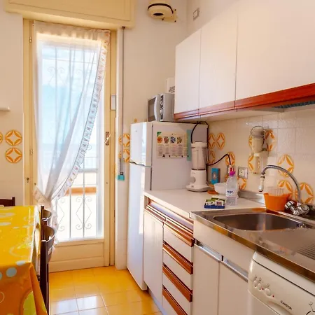 דירה 168b - La Terrazza Sul Mare, Casa A 10 Minuti Da Spiaggia, Parcheggio Privato Gratis סנרמו