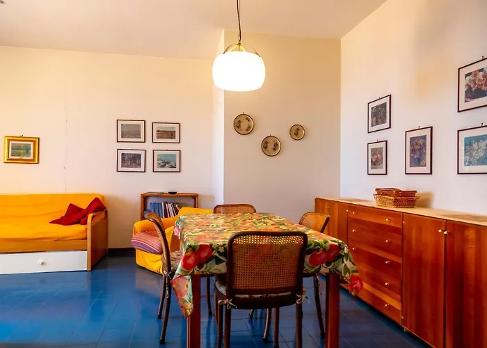 Appartamento 168b - La Terrazza Sul Mare, Casa A 10 Minuti Da Spiaggia, Parcheggio Privato Gratis *