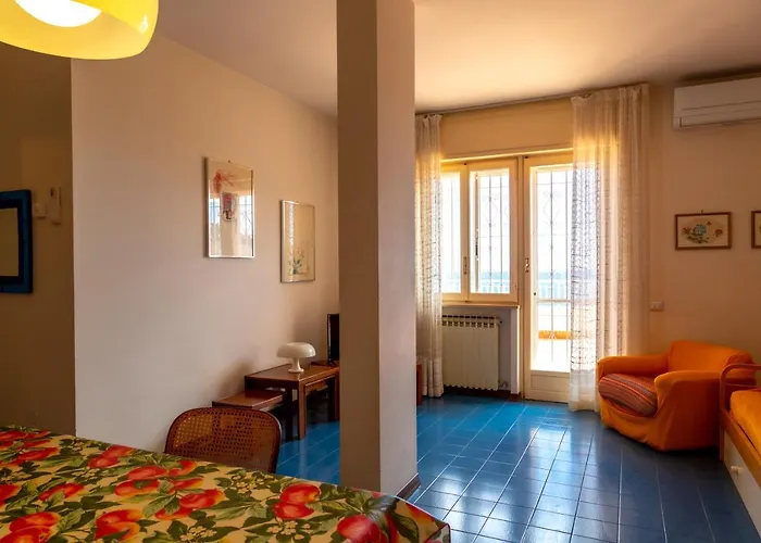 Appartamento 168b - La Terrazza Sul Mare, Casa A 10 Minuti Da Spiaggia, Parcheggio Privato Gratis