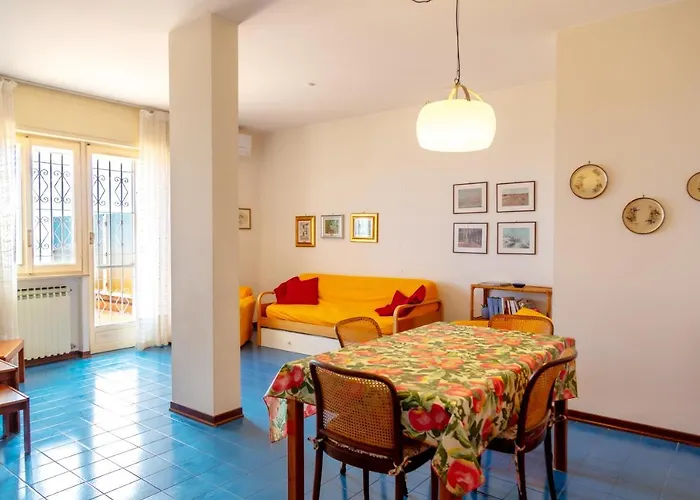 Lejlighed 168b - La Terrazza Sul Mare, Casa A 10 Minuti Da Spiaggia, Parcheggio Privato Gratis Sanremo